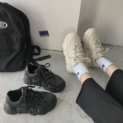 レディースシューズ スニーカー 白 厚底靴 フラットシューズ Pu布 レディーススニーカー 学生 運動靴 厚底シューズ 高見え カジュアル 通販 Lineポイント最大get Lineショッピング