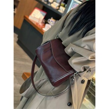 法國DUDK真皮女士包新款斜挎包女大容量通勤手提單肩包復古腋下包