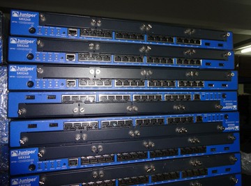 juniper SRX240H 16口 千兆硬件防火墻 無限制用戶 質保3個月