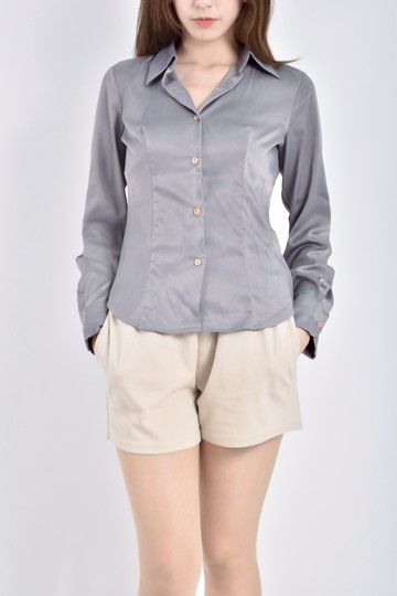 (S) sisley質感緞面長袖綠色襯衫上衣