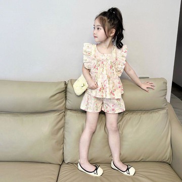 🍭臺灣出貨🍭女童夏裝套裝2024新款洋氣夏季兒童時髦碎花兩件套寶寶韓版