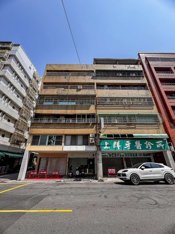 市中心甜甜價黃金店面｜高雄市新興區忠孝一路