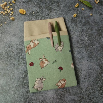 森林兔兔 口袋型筆袋 護理師筆袋 醫師筆袋 老師筆袋