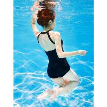 游泳衣女連體性感小胸遮肚顯瘦韓國保守ins泡溫泉2025年新款泳裝