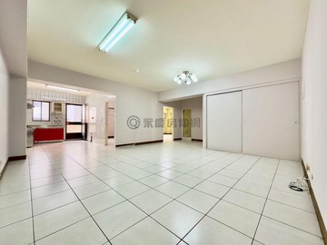 河堤｜明誠大樂｜大順好事多｜明星學區｜輕軌｜高雄市左營區至聖路