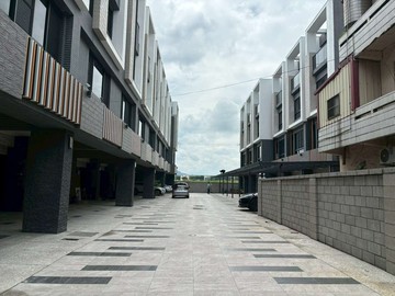 全新完工｜理想大地B10｜臨路透天別墅｜台中市大甲區通天路