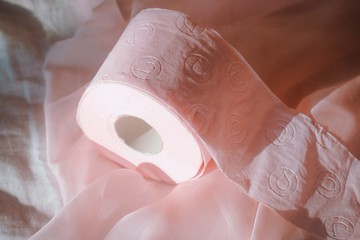 Renova粉紅櫻花玫瑰滋養乳液滾筒式香氛卷紙敏感肌膚可用母嬰安全