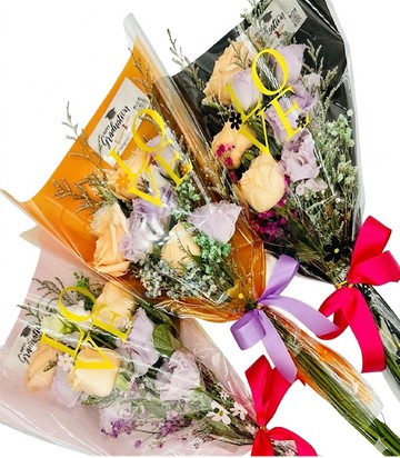 (桑妮亞花坊) 節日小花束(滿3束出貨)  母親節花束 畢業花束 頒獎典禮花束 依照不同節日需求搭配花材