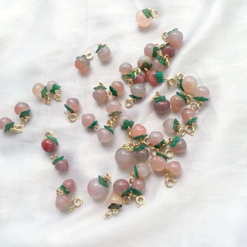 天然鹽源瑪瑙小桃子吊墜 小提溜小配飾diy可愛韓版配件小墜子