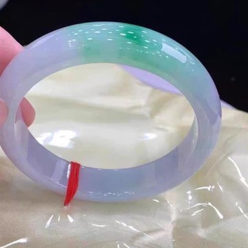 天然緬甸翡翠手鐲春彩手鐲美人鐲紫羅蘭玉鐲子春帶彩扁條糯種飄花