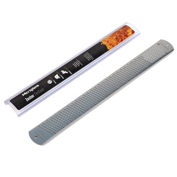 [4美國直購] Microplane 40001 無柄特細齒 不鏽鋼刨刀 適刨檸檬 柑橘 硬帕瑪森起士 Stainless Steel Zester