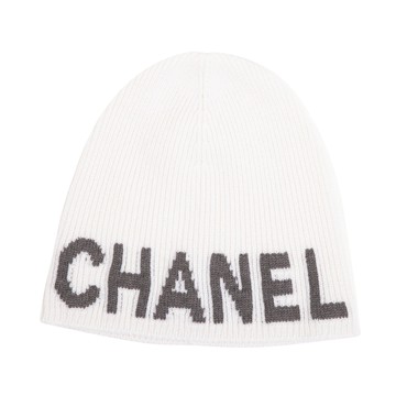 CHANEL 大字母LOGO螺紋針織帽(白色/灰色)