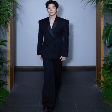 王安宇明星同款修身韓版男士西裝雙排扣高級感寬松墊肩西服外套潮