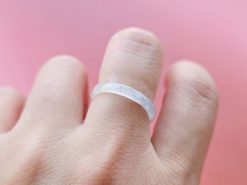 【親翠】天然翡翠 白冰莫西沙美方戒手指鐲10.5號戒圈 U款