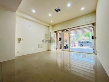 永慶邱澤行政區店住合一臨25米路價格可談｜台中市潭子區豐興路一段