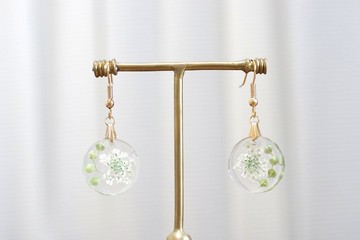 樹脂藝術 圓形耳環・滿天星