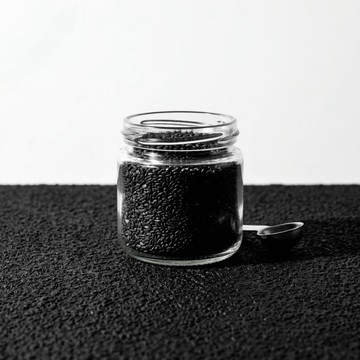 鸚鵡飼料 嚴選尼日子100g｜FINU飛鳥精品｜亞油酸 礦物質營養補充 高能量高蛋白小型鳥點心 文鳥牡丹虎皮玄鳳和尚適用