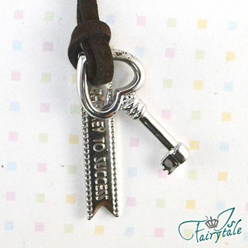 【伊飾童話】The Key Of Success＊雙墜鍊/褐
