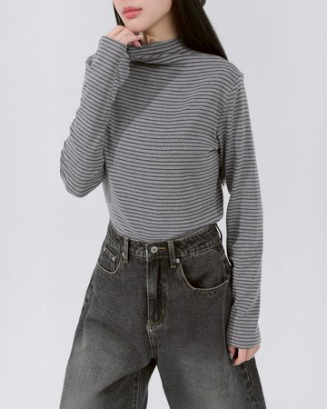 條紋造型微高領長袖上衣 三色售