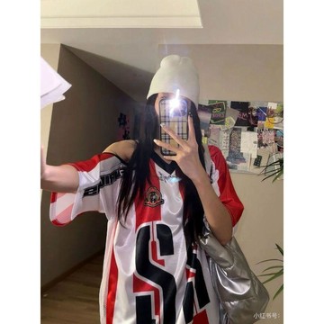 本土出貨  美式數字球 冰球服 橄欖服 美式復古v領球衣辣妹風露肩條紋印花運動短袖休閒寬鬆撞色上衣女E R