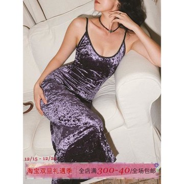 ITSNIKAR新中式垂墜感絲絨連衣裙女秋歐美修身吊帶裙性感包臀裙子
