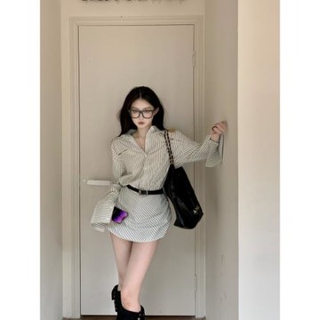 polo領條紋長袖襯衫連衣裙女春季氣質高級感不規則收腰包臀短裙子
