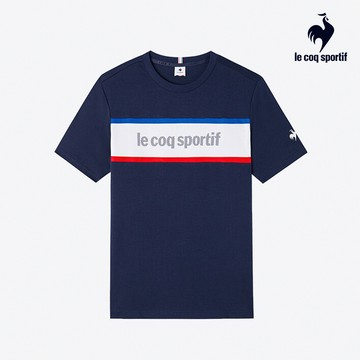【LE COQ SPORTIF 法國公雞】男款藏青色休閒經典短袖T恤LYT21303