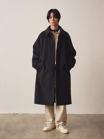 Cashmere Blend Handmade Balmacaan Coat_Black
