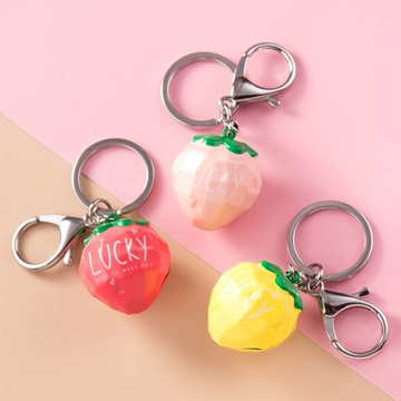 創意草莓鈴鐺可愛INS鑰匙扣書包掛件男女個性汽車鏈網紅鎖匙圈環