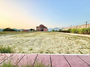仁武近鳳仁路方正平坦臨路都內農地｜高雄市仁武區灣勢段