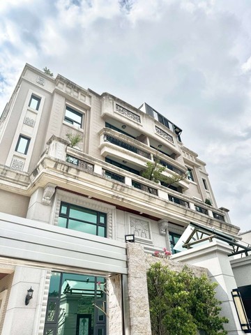 退休首選全新未住邊間百坪三車大面寬臨路電梯豪墅｜台中市北屯區友祥街