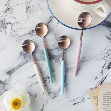 Bogen Eiffel系列彩色握柄茶匙4入組  1套  玫瑰金