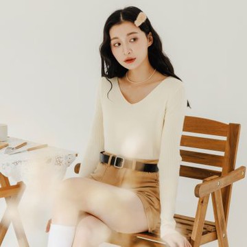 OB嚴選-QQ毛衣．針織V領合身上衣《FA2873-》