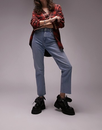 Topshop Straight jeans in bleach-Blue