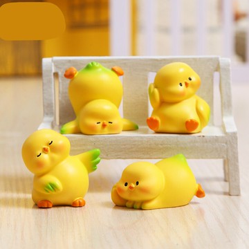 小黃雞擺件可愛小鳥鴨子迷你卡通公仔辦公室電腦桌面上裝飾品禮物