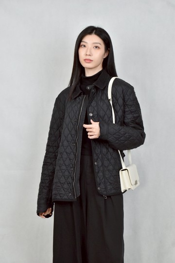 (M) burberry黑色排釦外套