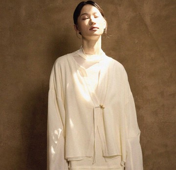 【羊毛100%】新中式復古 花扣流蘇外套