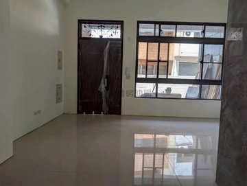 神岡交流道~全新電梯別墅｜台中市神岡區福成路