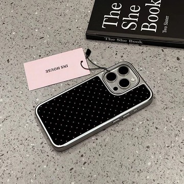 ✨iPhone手機殼✨黑底波點適用于iPhone17promax蘋果手機殼16/15玻璃14/13高級