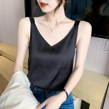 【小歡喜Little Joy】真絲吊帶女 黑色西裝內搭V領顯瘦 夏醋酸緞面寬肩帶背心