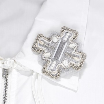 變形十字胸針 11 珠飾刺繡 獨一無二 灰色 白色 銀色 大尺寸 聖誕節 緞面