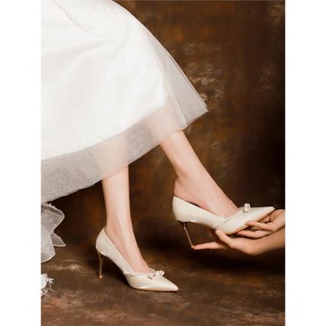 小眾2024年新款百搭高跟鞋細跟不累腳尖頭綢段氣質蝴蝶結性感鞋女