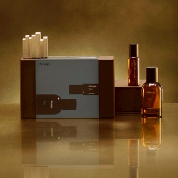 【Aesop 季節性禮盒】芳香集冊  ─ 悟香水二重奏