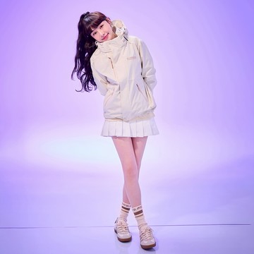 【MAJOR MADE】歌德字條紋字母襪