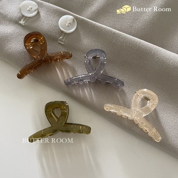 Butter Room 🧈 迷你果凍色鯊魚夾 （4色） 台灣出貨免運 抓夾 瀏海夾 公主頭 邊夾 小髮夾 迷你鯊魚夾
