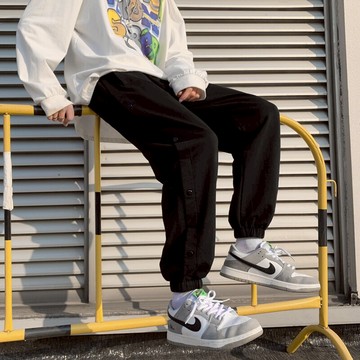 灰色排扣運動褲子男士潮牌ins衛褲男寬松休閑長褲束腳春秋夏季新