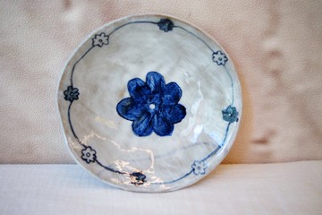 粉引手作餐碟 繾綣花小圓皿   Ø 12cm  豆皿 碟子  醬料碟
