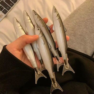 ⚡️精心優選⚡️韓版卡通仿真魚造型鹹魚圓珠筆兒童玩具禮品筆搞怪筆個性中性筆