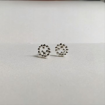 圓形湖泊豆豆耳環-一對