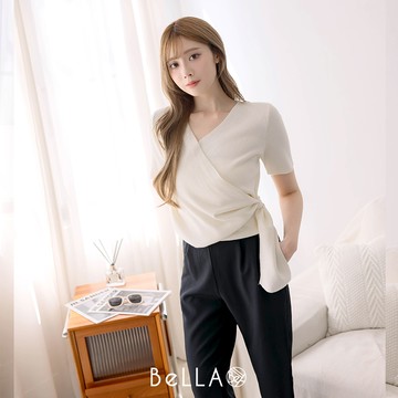 【買2送1】BeLLA  側綁結針織上衣 典雅杏